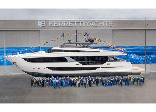 Ferretti-Yachts-Launch-of-1000