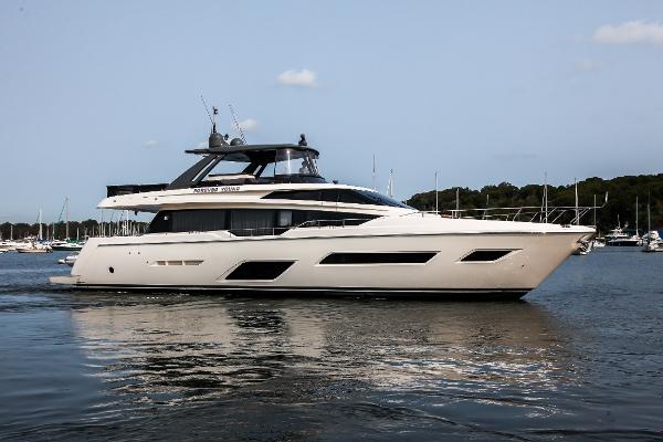 Ferretti Yachts 780 Sold