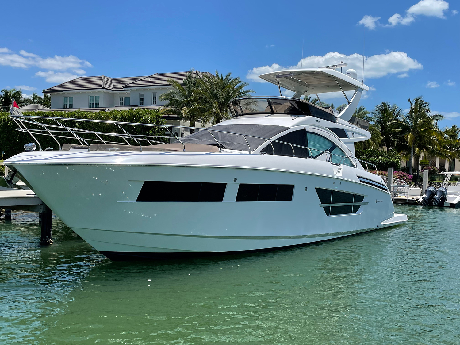 JUST LISTED YACHT FOR SALE | FIESTA 2020 CRUISERS YACHTS 59.83′