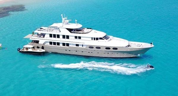 Christensen 155′ Sold