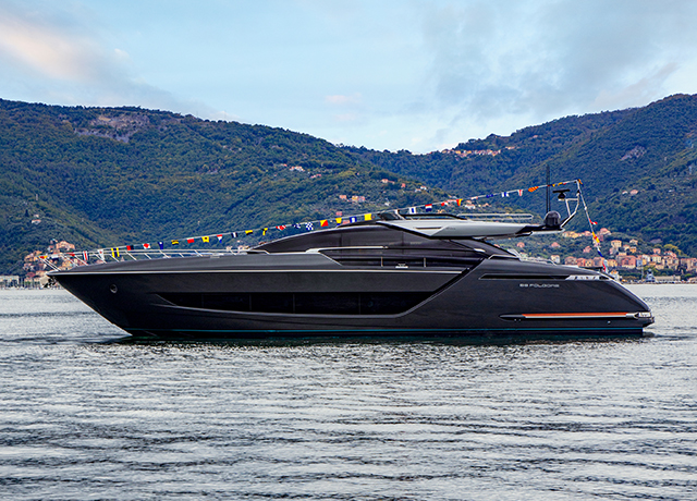 Riva 88′ Folgore: The New Object of Desire on the International Yachting Scene